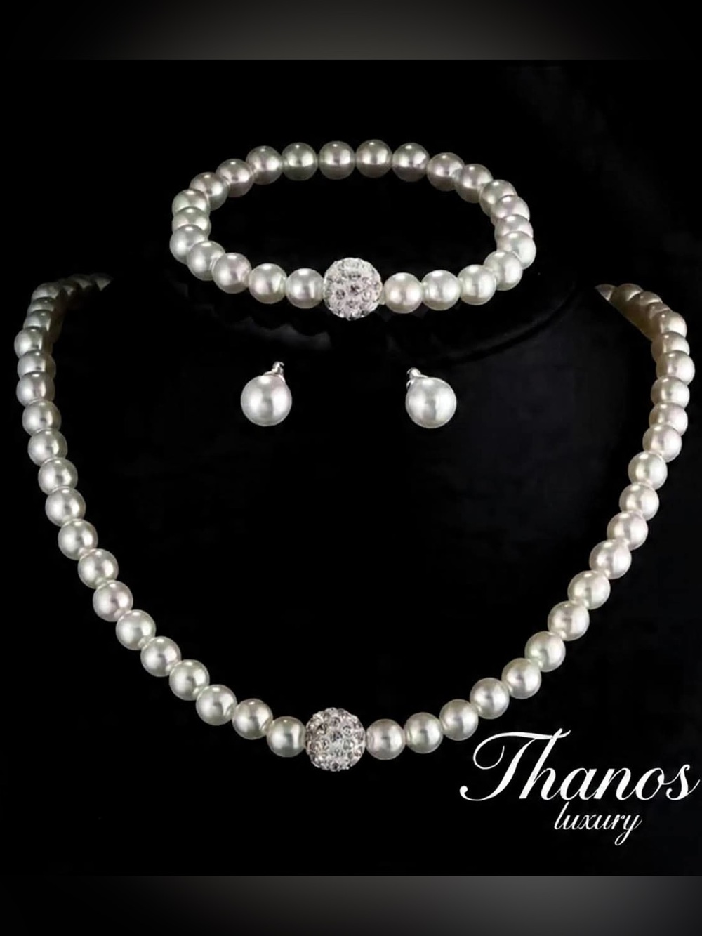 Elegant Pearl Jewelry Set with Silver Accents